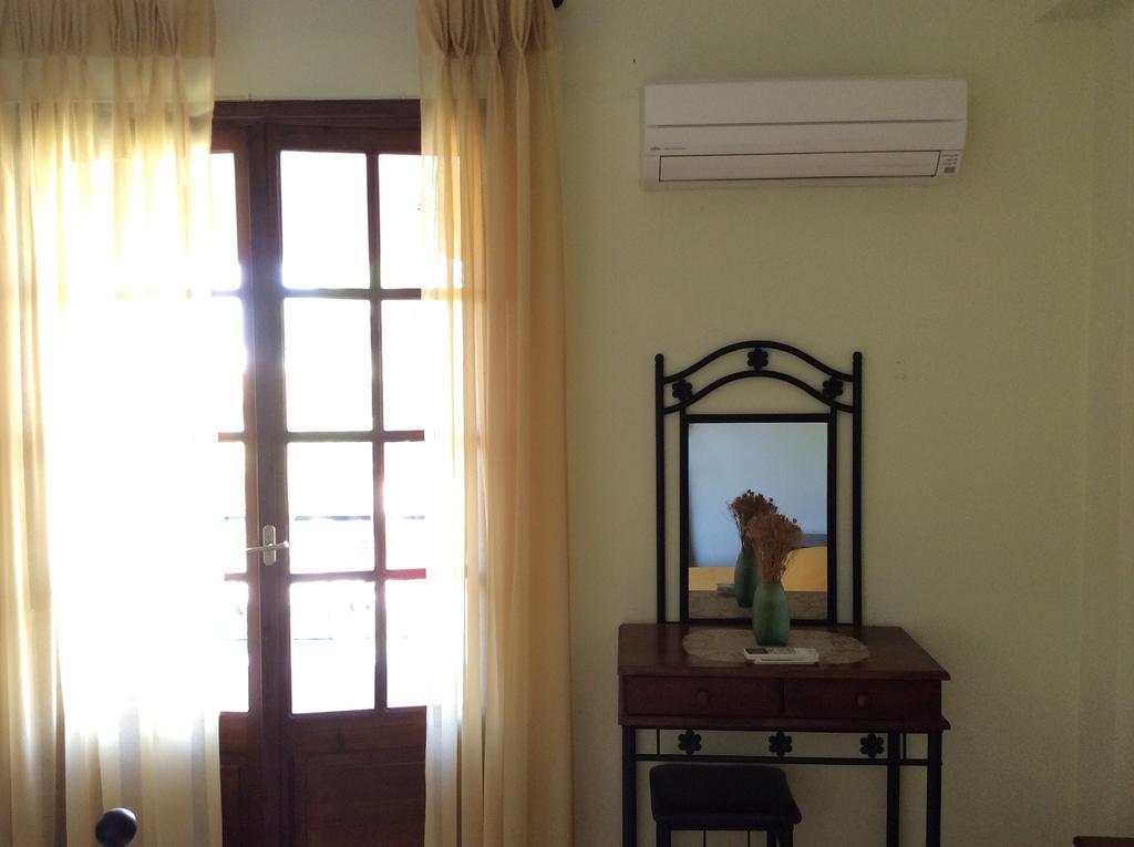 Iliotropio Studios Loutra Edipsou  Oda fotoğraf